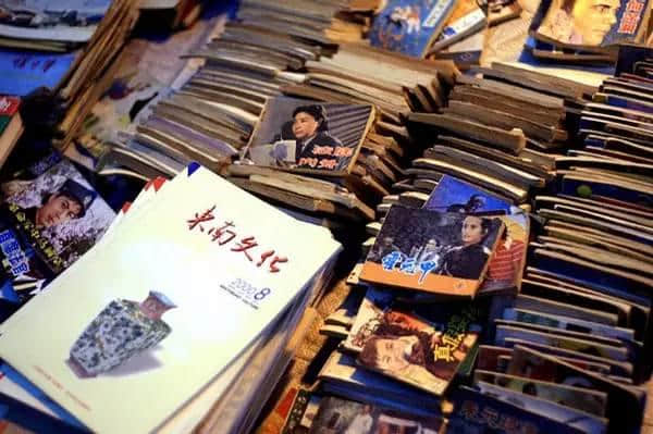 舊書墟、花墟、古董墟，呢啲“天光墟”你趁過未？