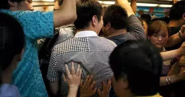 我要食過(guò)幾多夜粥，先可以逼逼逼逼逼上廣州地鐵？