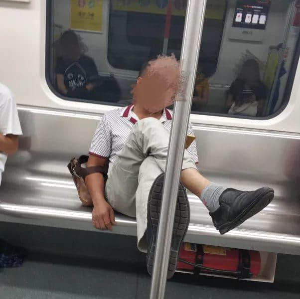 我要食過(guò)幾多夜粥，先可以逼逼逼逼逼上廣州地鐵？