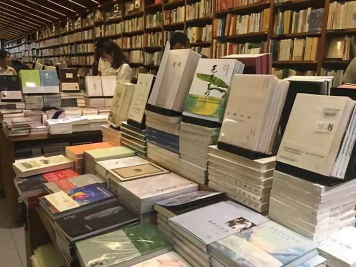 消逝與涅槃——廣州實體書店物語