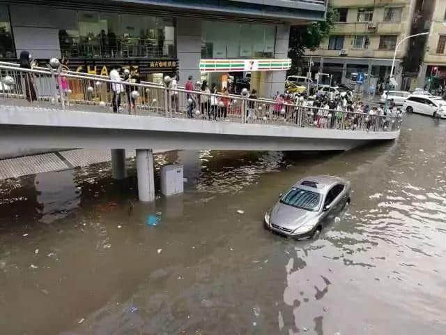 熱烈慶祝，廣州暴雨+熱搜包月套餐生成！