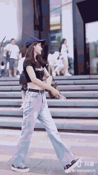 弱爆的抖音廣州街拍，都湊不出一篇迷惑大賞出來(lái)