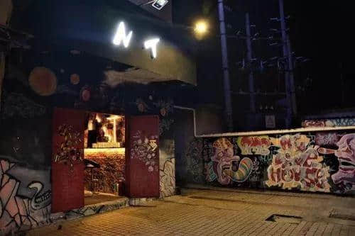 等來夏天的本土livehouse，終究敵不過音樂餐吧