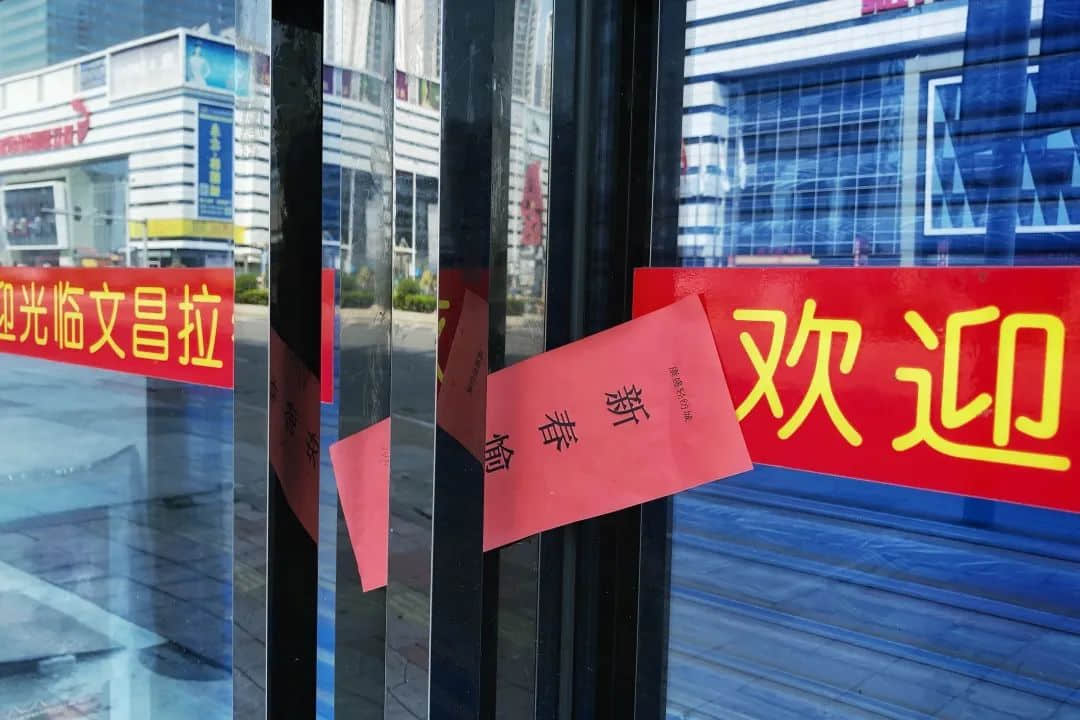 疫情下的城市——廣州服裝專業(yè)市場實(shí)錄