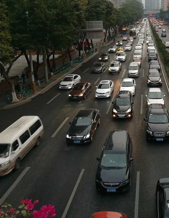 我不開車，少了個馬路殺手