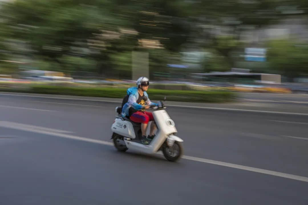 電動單車的快樂，廣州交通的痛點