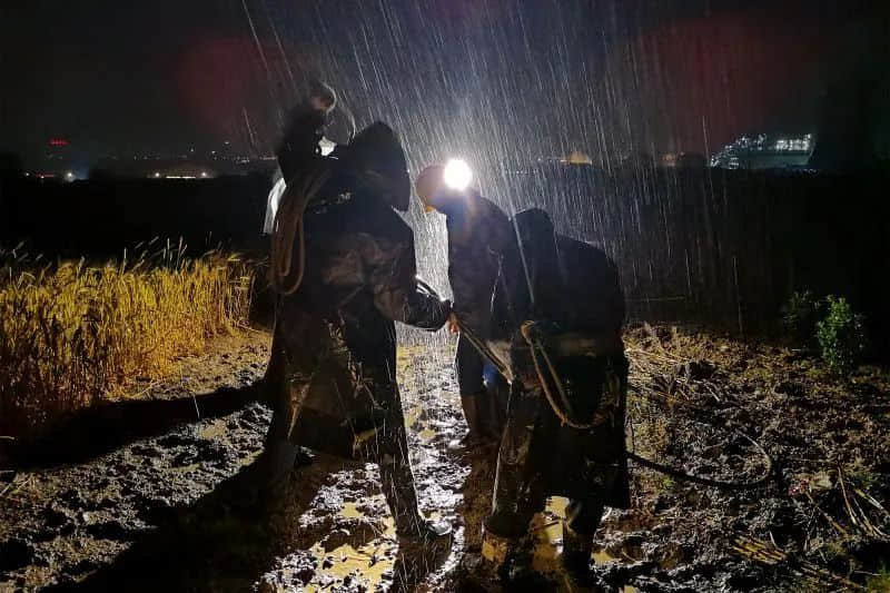 七省馳援！河南暴雨救援電話+緊急求助通道，請擴散！