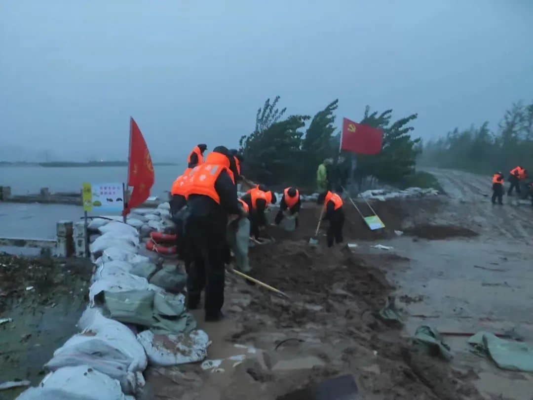 七省馳援！河南暴雨救援電話+緊急求助通道，請擴散！