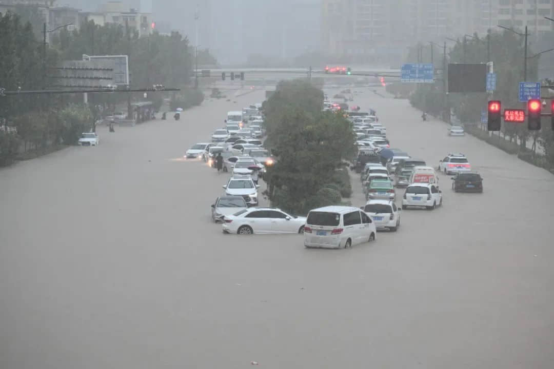 七省馳援！河南暴雨救援電話+緊急求助通道，請擴散！