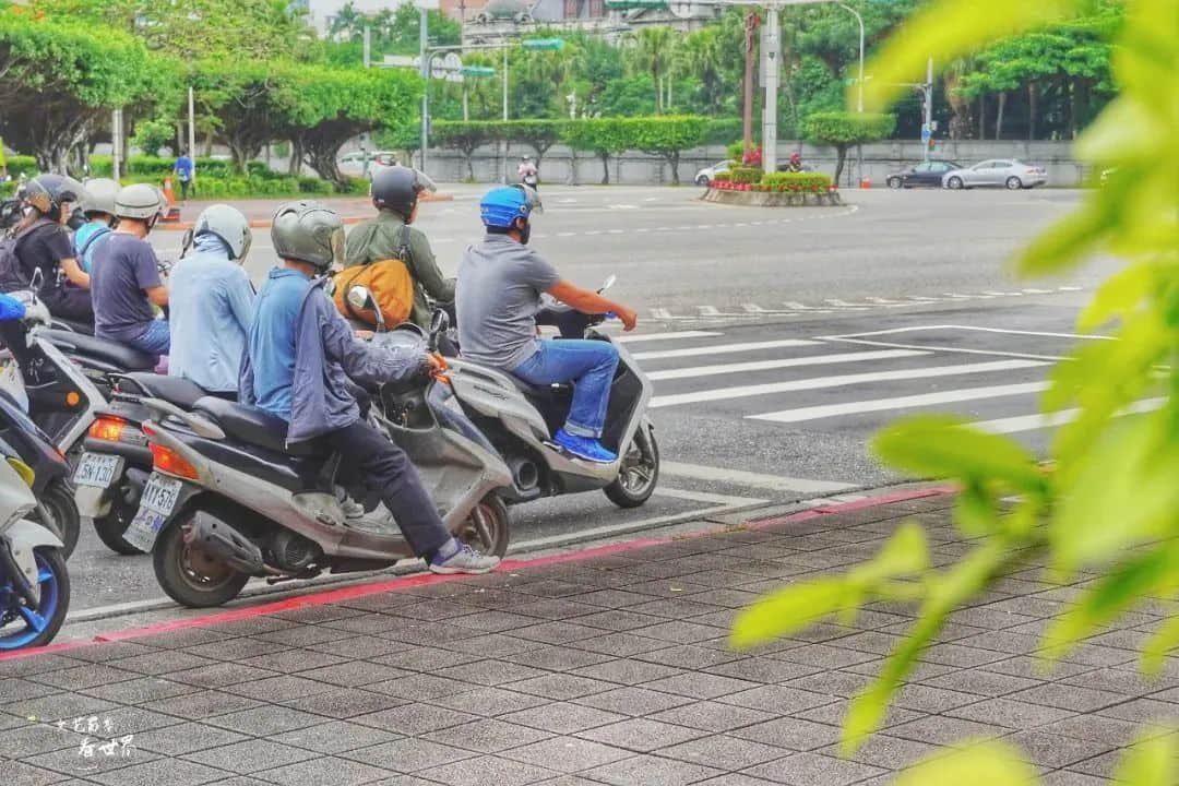 廣州數(shù)百萬輛電動自行車，會難逃當年禁摩的宿命嗎？