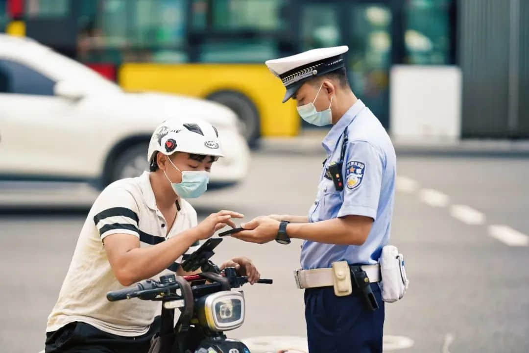 廣州數(shù)百萬輛電動自行車，會難逃當年禁摩的宿命嗎？