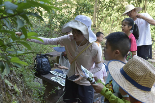 63支隊伍競技丹霞山，探索自然遺產(chǎn)生物多樣性之美"