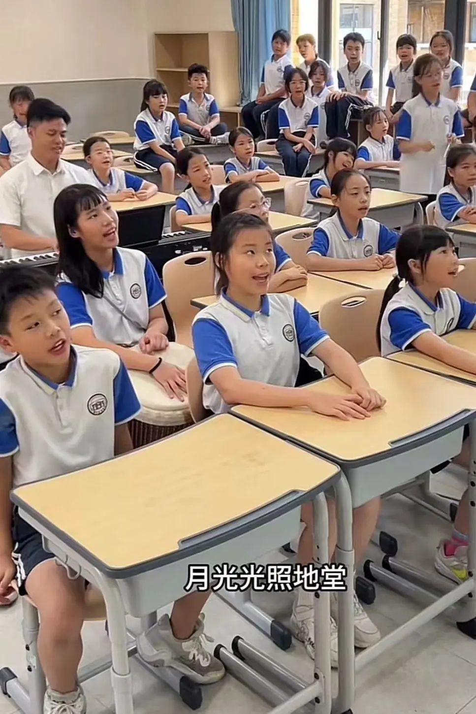 粵語(yǔ)兒歌斷層：下一代就只能唱“孤勇者”“挖呀挖”了嗎？