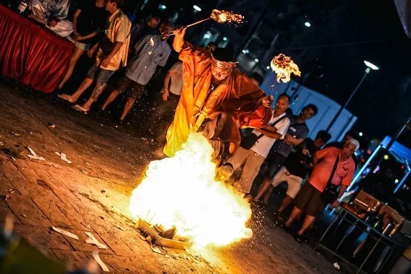 《破·地獄》破紀(jì)錄：傳統(tǒng)廣東葬儀是迷信or風(fēng)俗？