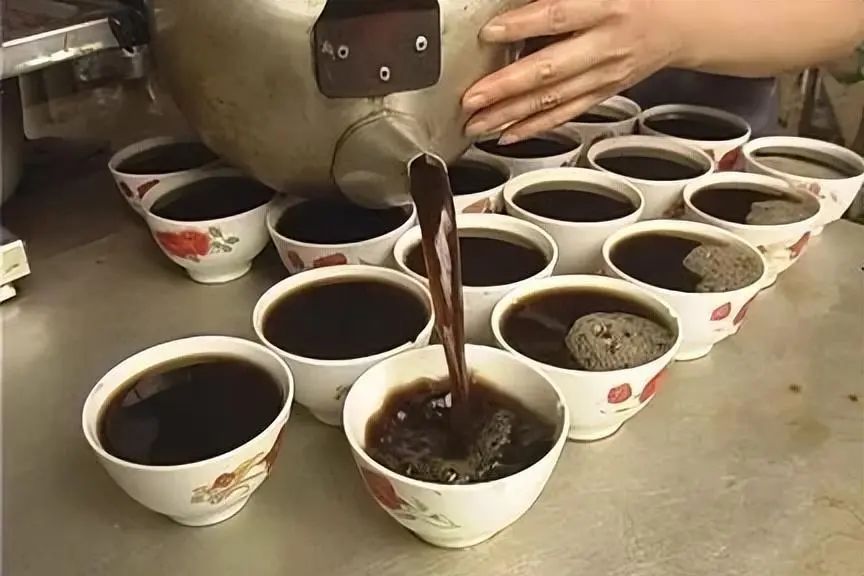 廣東涼茶究竟是飲品還是藥品？