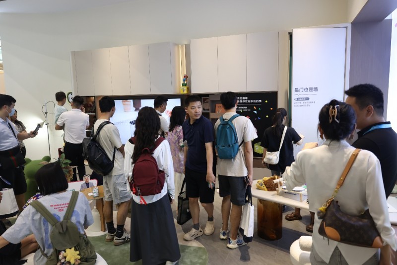 小本穩(wěn)投 盈利更美丨米蘭納“輕松開店”爆火建博會！