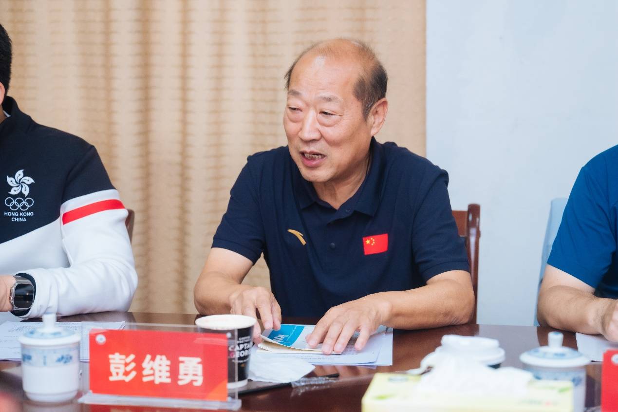 中華全國(guó)體育基金會(huì) 澳門(mén)霍英東基金會(huì) 赴貴州基層體育教練員情況調(diào)研